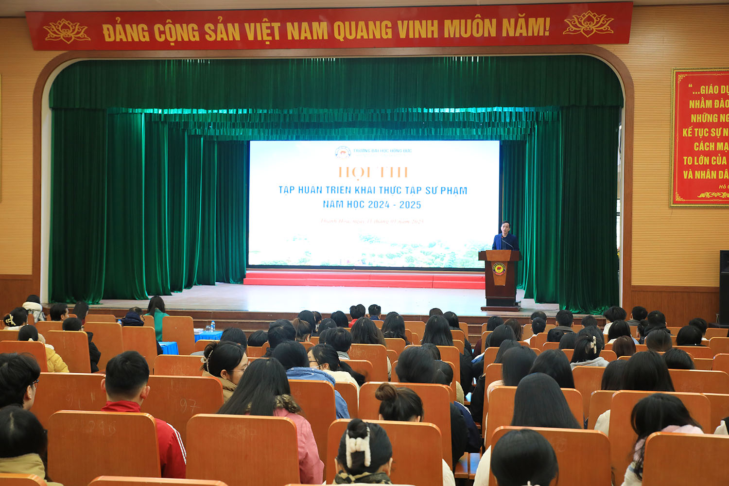 Trường Đại học Hồng Đức tổ chức Hội nghị tập huấn công tác thực tập sư phạm năm học 2024 - 2025